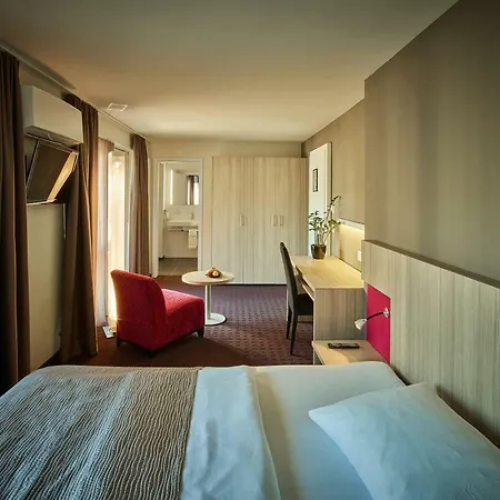 Hotel Baxter 3*
